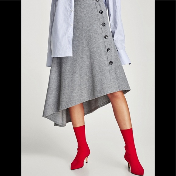 Zara Dresses & Skirts - 🎉HP🎉🔴2 for $20🔴Zara skirt